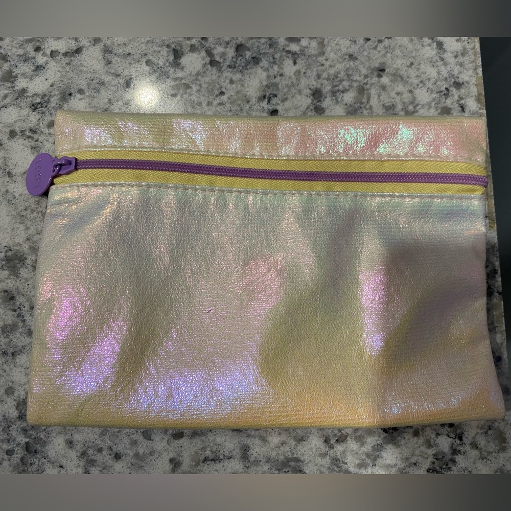 Ipsy cosmetic bag
